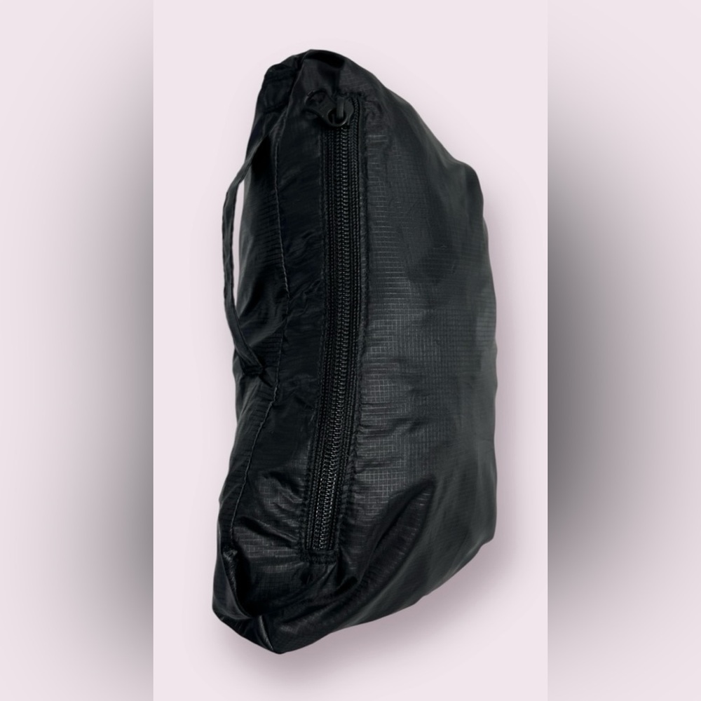 Lululemon, Packable Lightweight Half-Zip, Size 4 - image 2